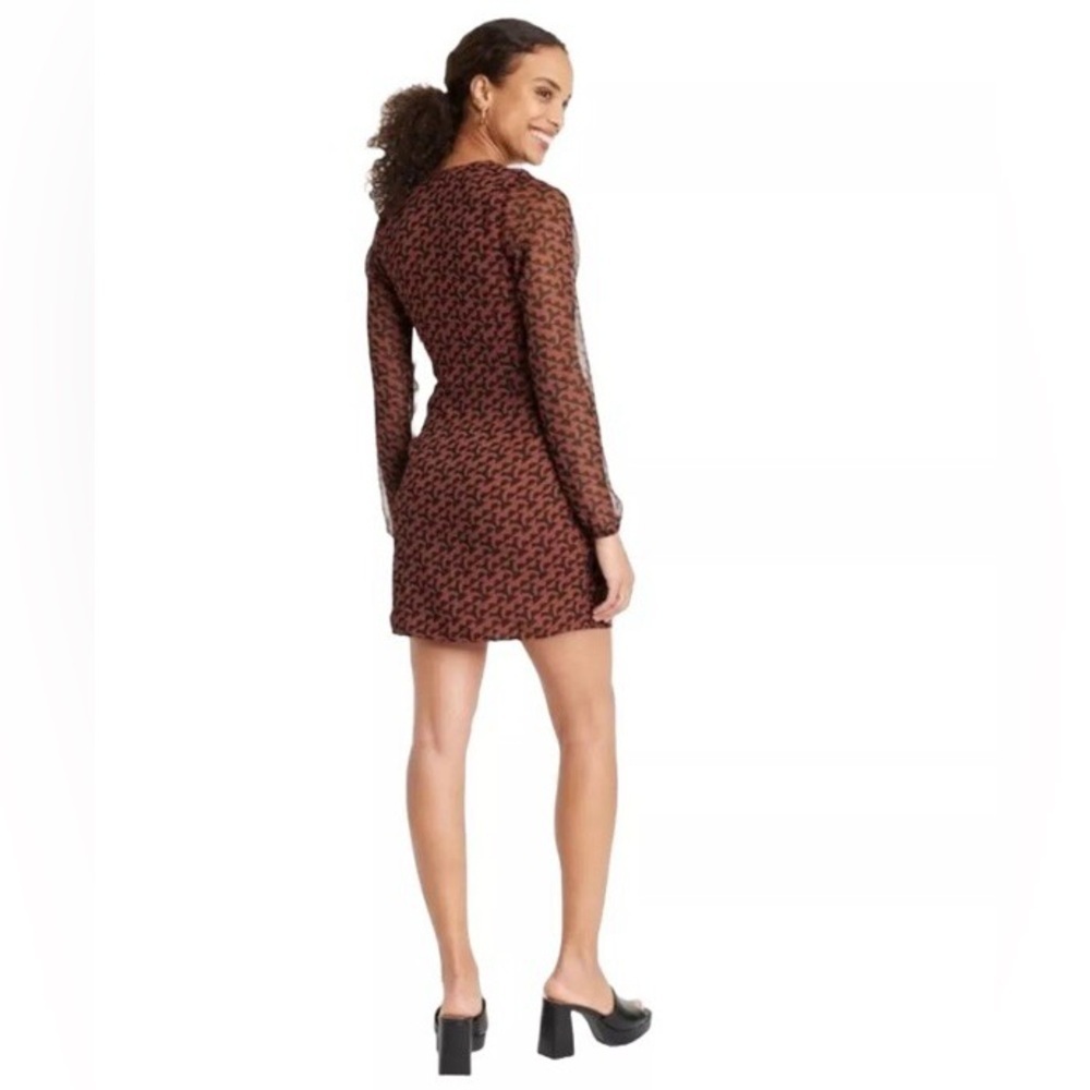 A New Day Women’s Long Sleeve Ruched Front Bodycon Dress • Brown Geo Print - Picture 4 of 4